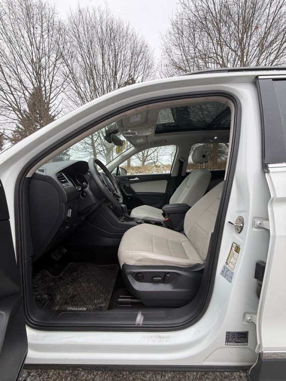 2021 Volkswagen Tiguan Image 14