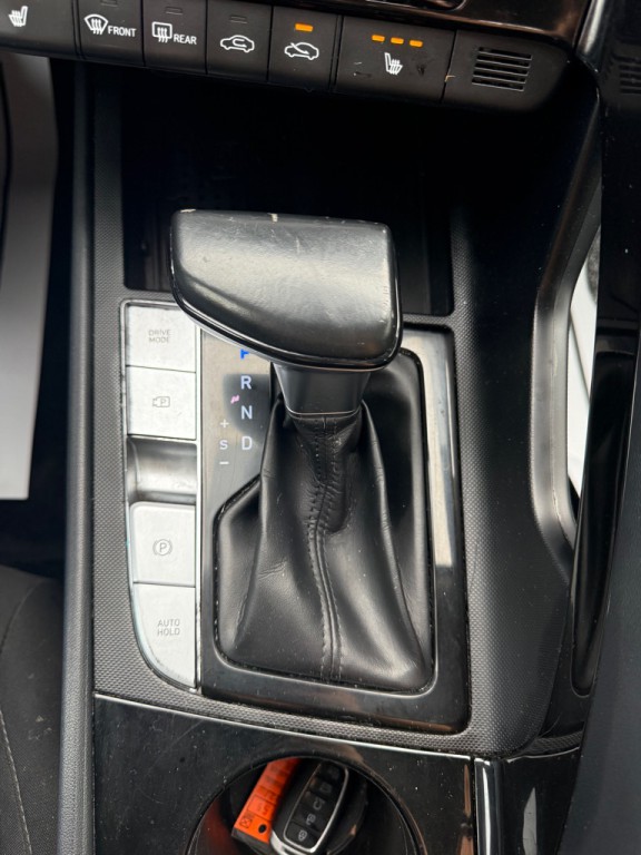 2021 Hyundai Elantra Image 9