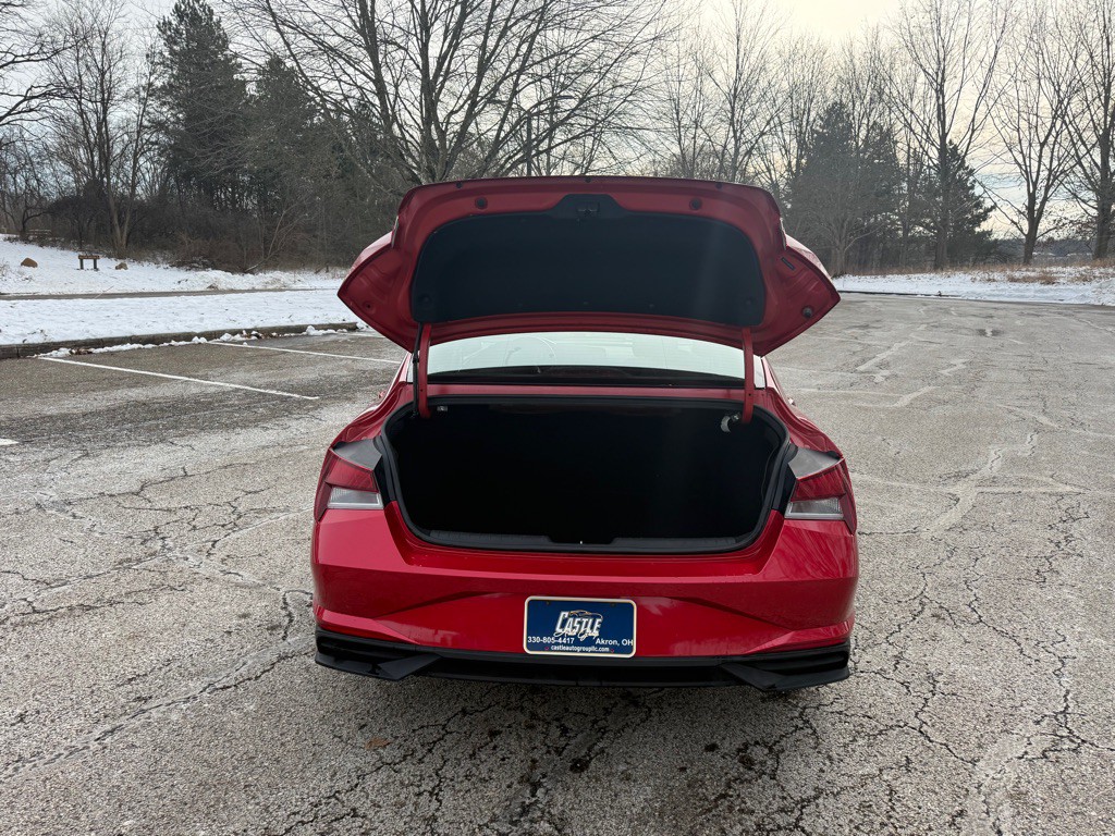 2021 Hyundai Elantra Image 16