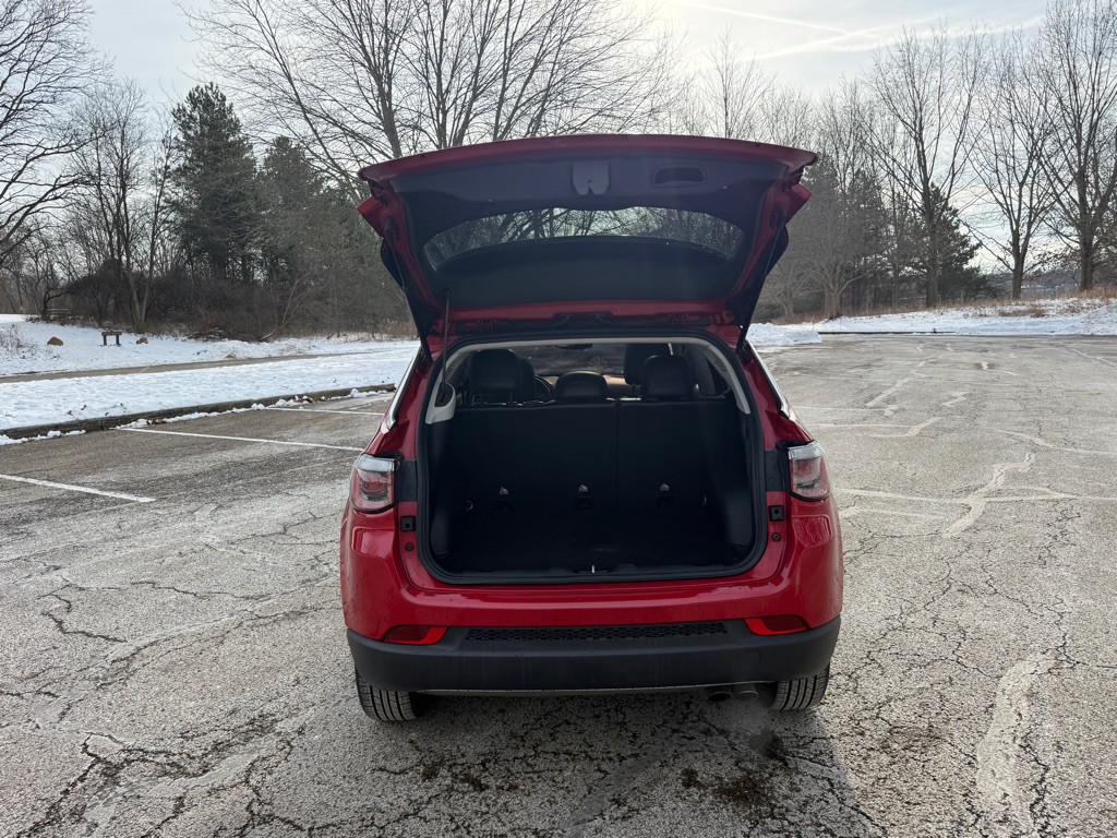 2018 Jeep Compass Image 19