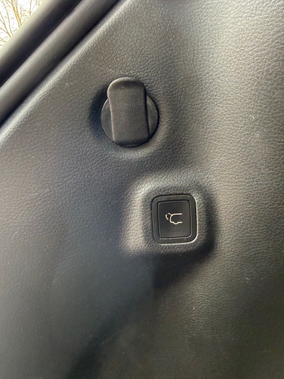 2018 Jeep Compass Image 20