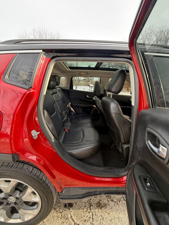 2018 Jeep Compass Image 21