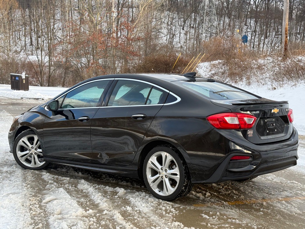 2016 Chevrolet Cruze Image 4