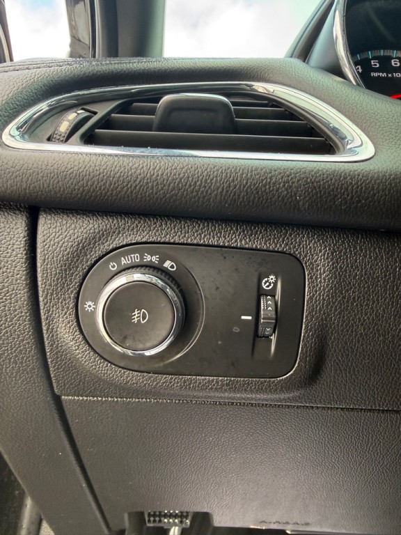 2016 Chevrolet Cruze Image 12