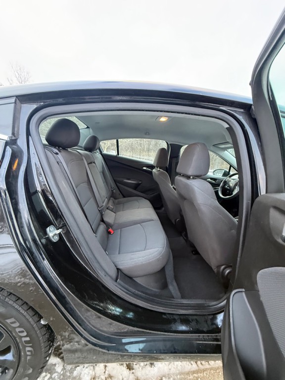 2019 Chevrolet Cruze Image 17