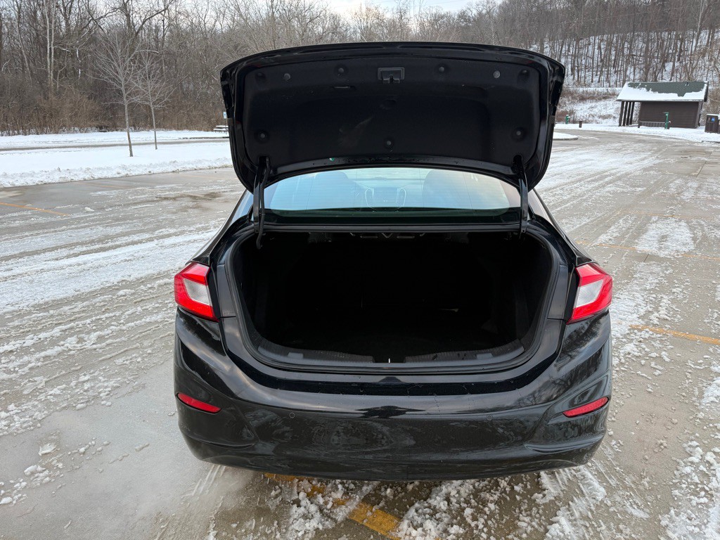 2019 Chevrolet Cruze Image 21