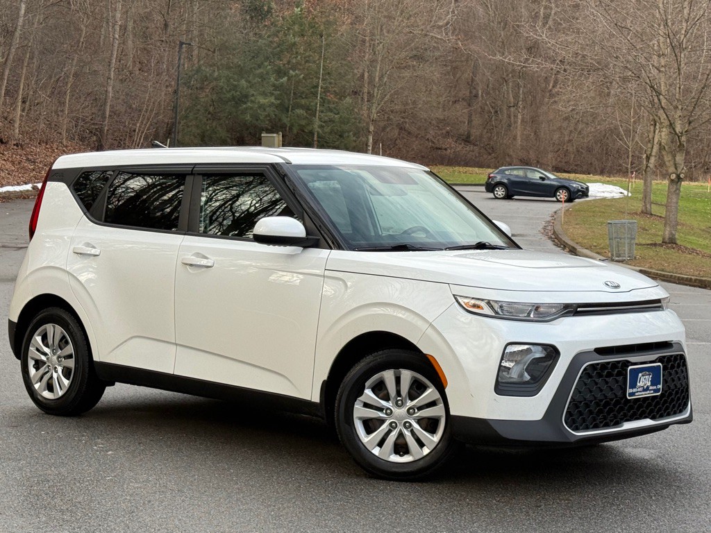 2020 Kia Soul Image 2