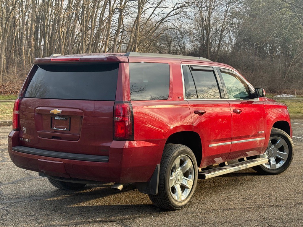 2017 Chevrolet Tahoe Image 3