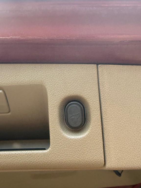 2017 Chevrolet Tahoe Image 20