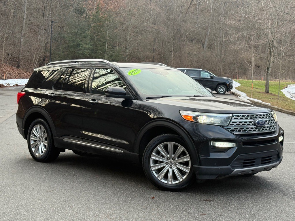 2020 Ford Explorer Image 2