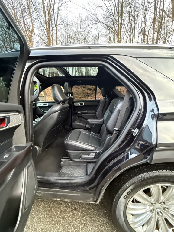 2020 Ford Explorer Image 15