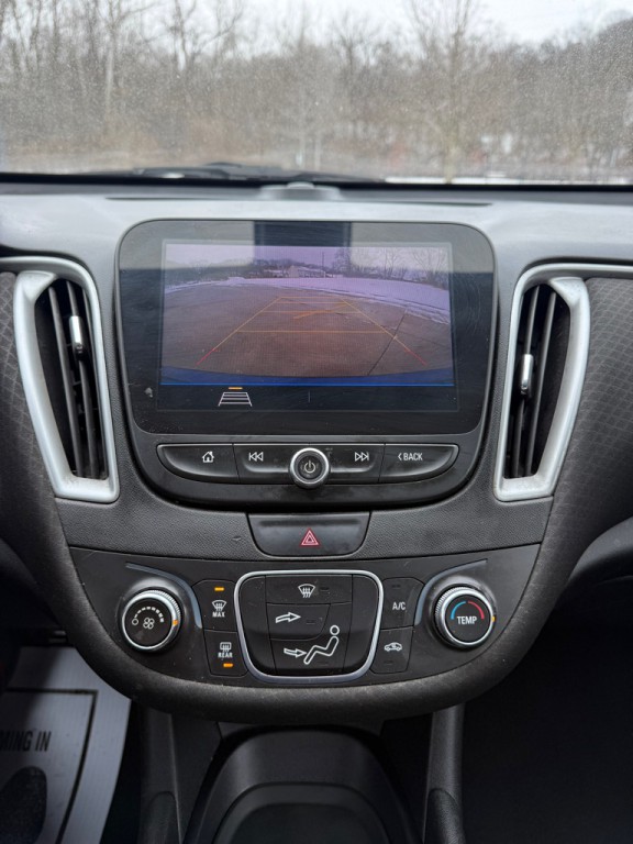 2019 Chevrolet Malibu Image 9