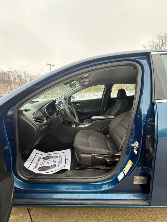 2019 Chevrolet Malibu Image 13