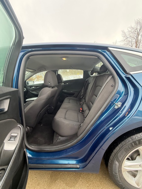 2019 Chevrolet Malibu Image 14