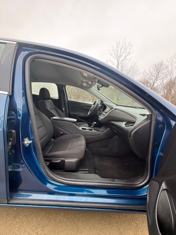 2019 Chevrolet Malibu Image 20