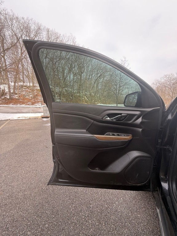 2020 GMC Acadia Image 13