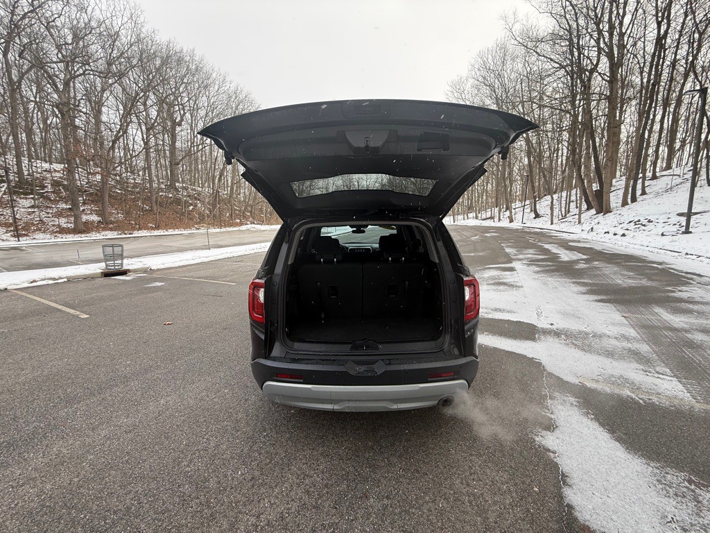 2020 GMC Acadia Image 18