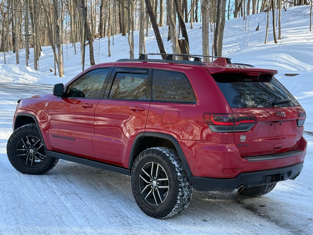 2017 Jeep Grand Cherokee Image 4