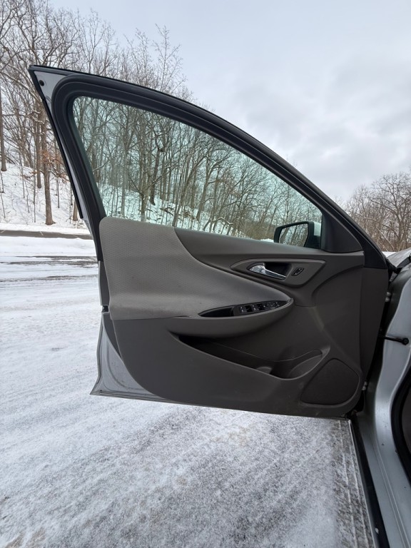 2021 Chevrolet Malibu Image 15