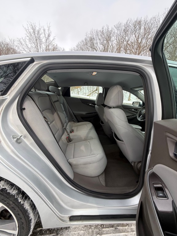 2021 Chevrolet Malibu Image 17