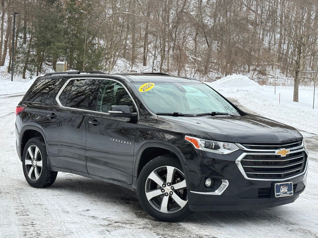 2020 Chevrolet Traverse Image 2