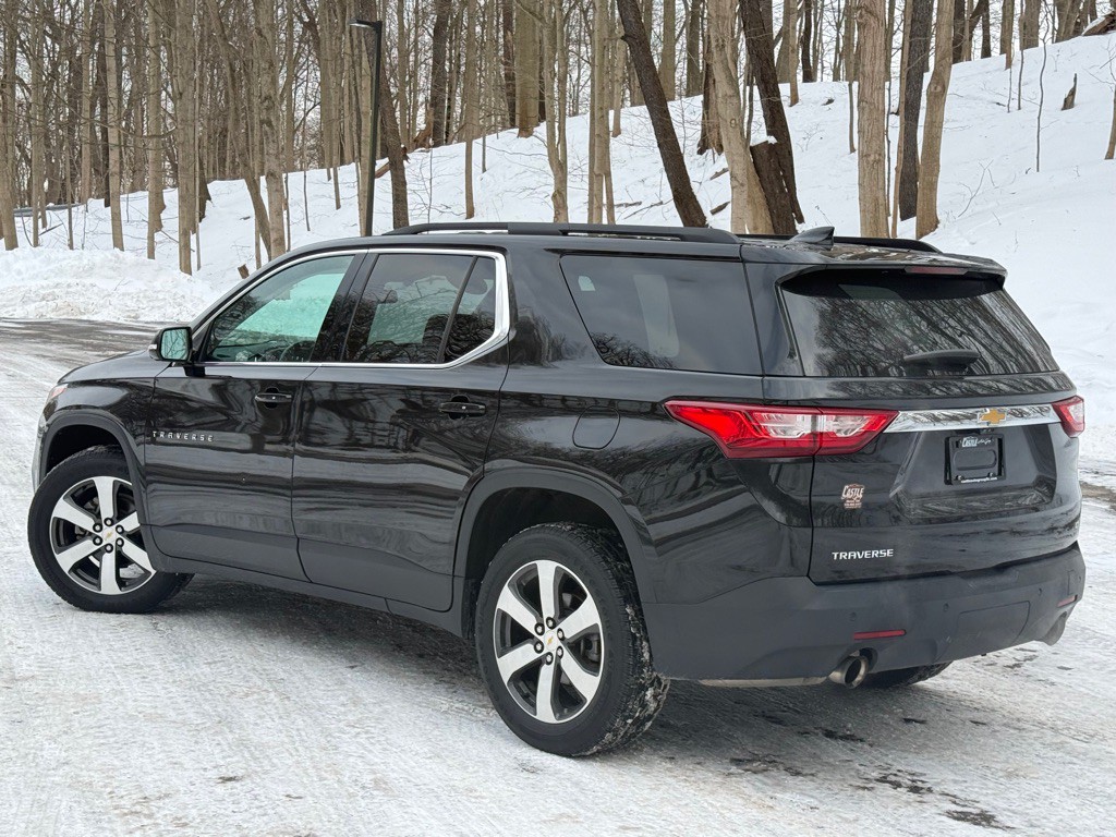2020 Chevrolet Traverse Image 3
