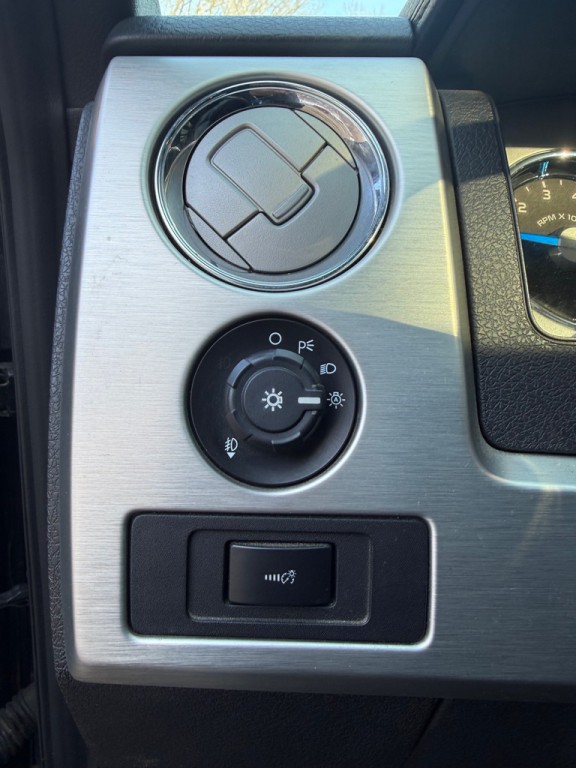 2014 Ford F-150 Image 12