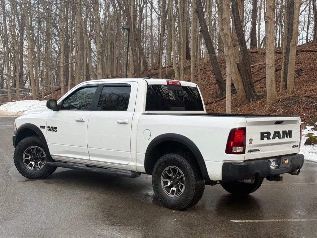 2017 RAM 1500 Image 3