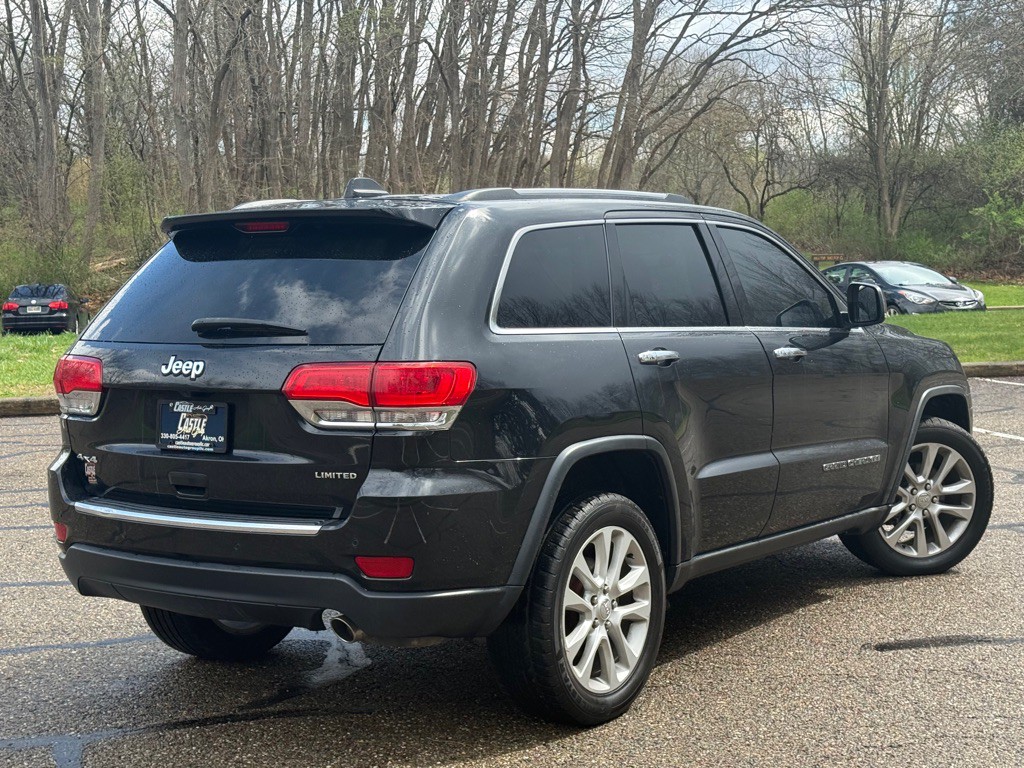 2017 Jeep Grand Cherokee Image 3