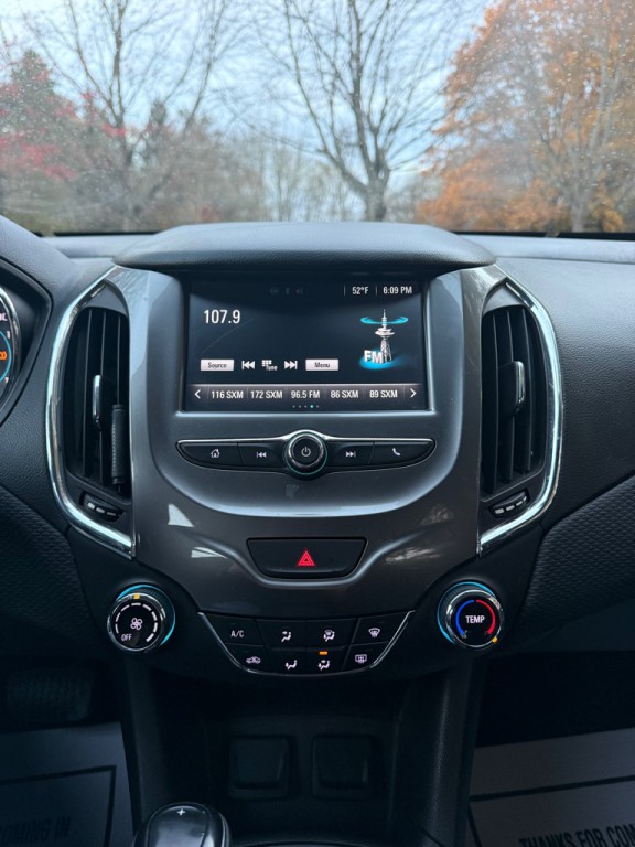 2016 Chevrolet Cruze Image 7