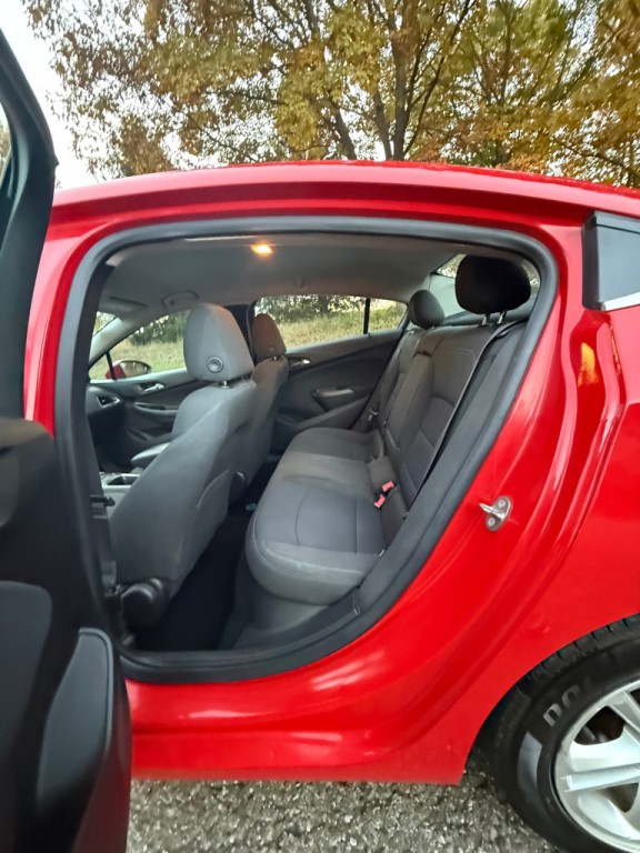 2016 Chevrolet Cruze Image 11