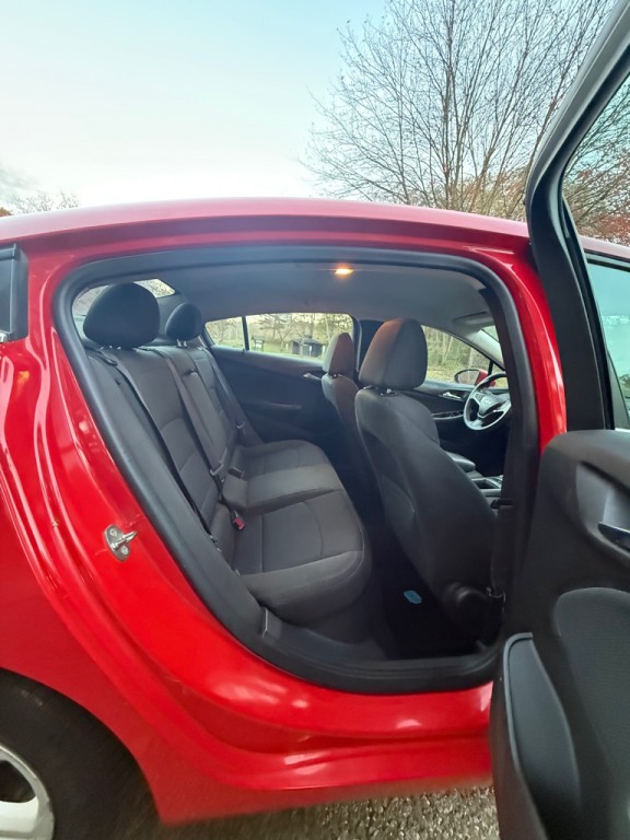 2016 Chevrolet Cruze Image 15