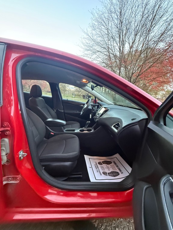 2016 Chevrolet Cruze Image 17