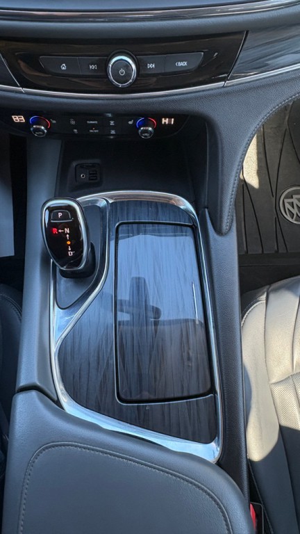 2020 Buick Enclave Image 10