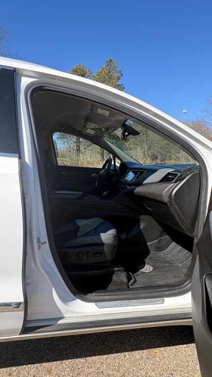 2020 Buick Enclave Image 12