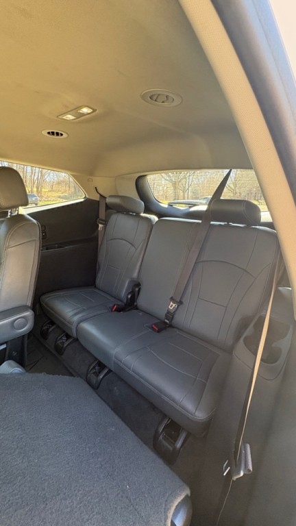 2020 Buick Enclave Image 24