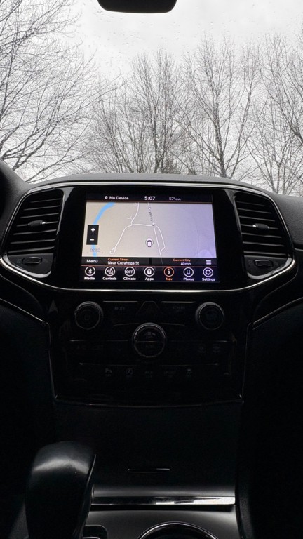 2020 Jeep Grand Cherokee Image 8