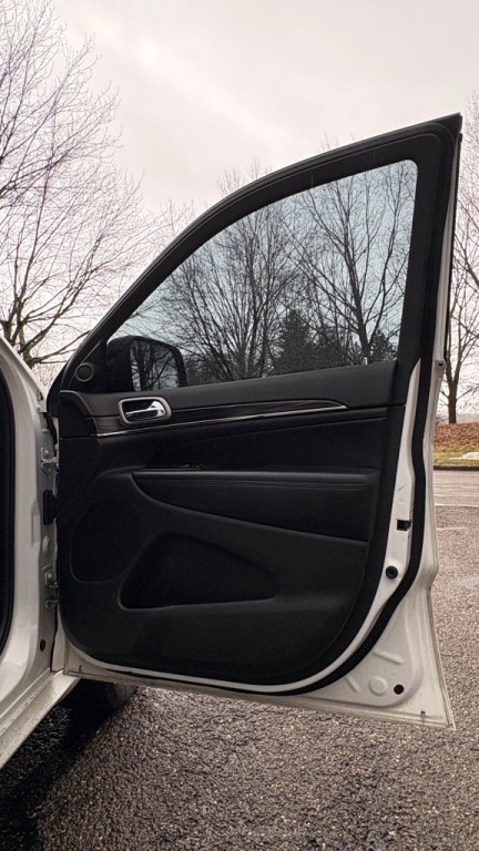 2020 Jeep Grand Cherokee Image 10