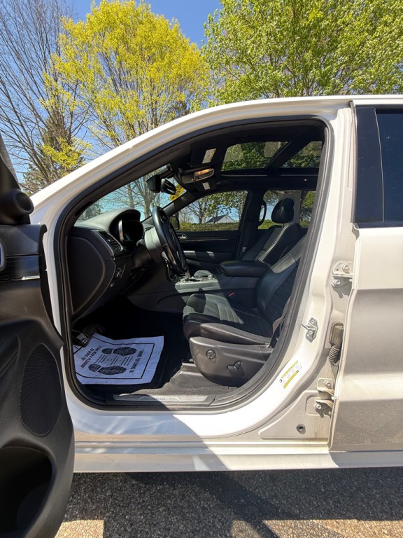 2020 Jeep Grand Cherokee Image 13