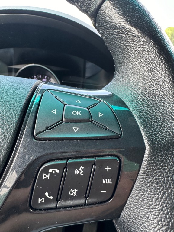 2017 Ford Explorer Image 6