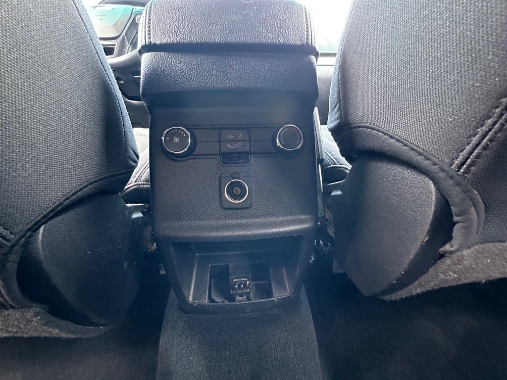 2017 Ford Explorer Image 18