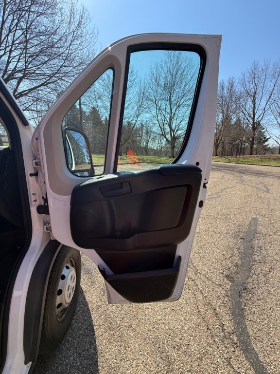 2016 RAM Promaster Image 17