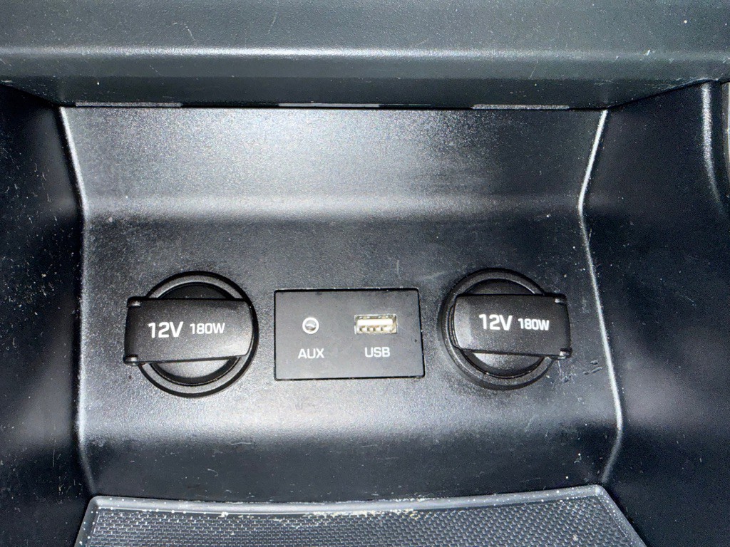 2020 Hyundai Elantra Image 11