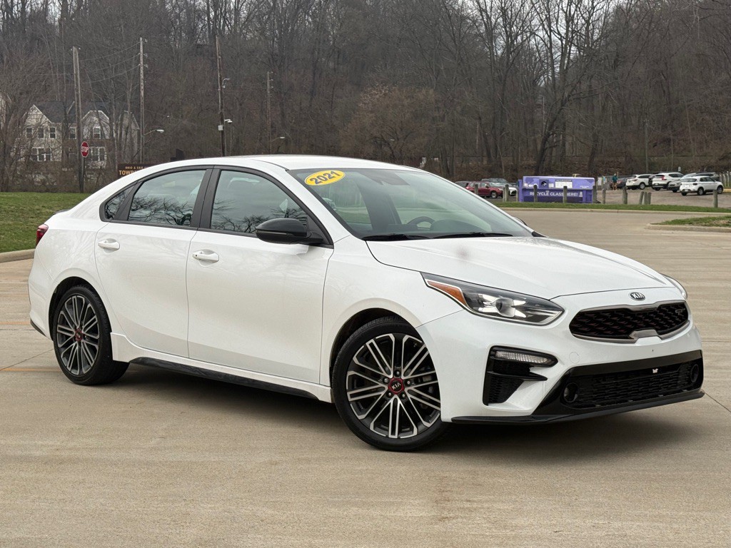 2021 Kia Forte Image 2
