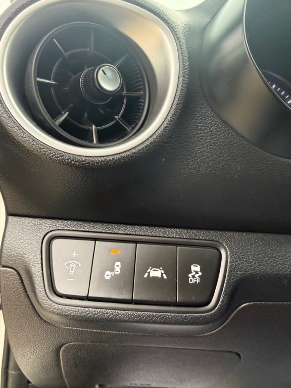 2021 Kia Forte Image 11