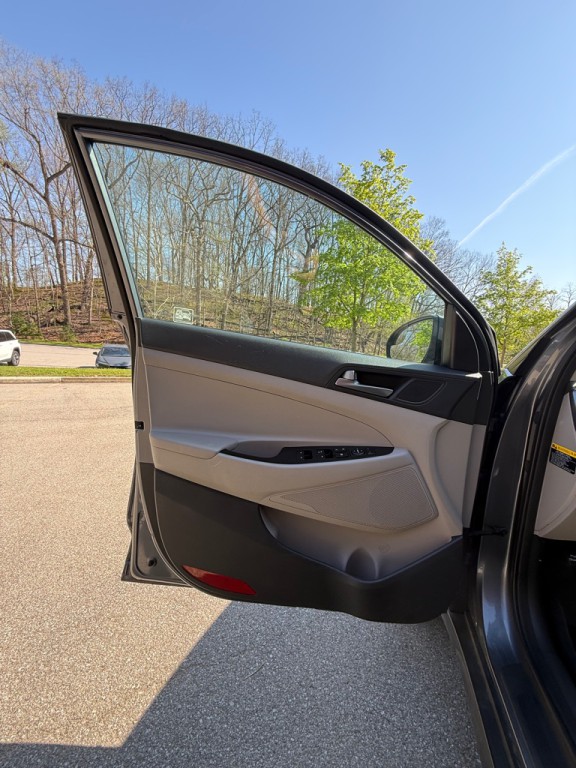 2016 Hyundai Tucson Image 15