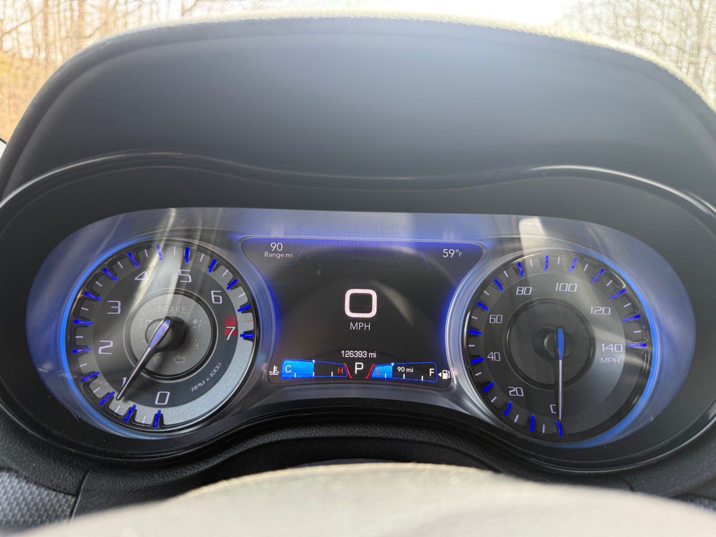 2015 Chrysler 300 Image 5