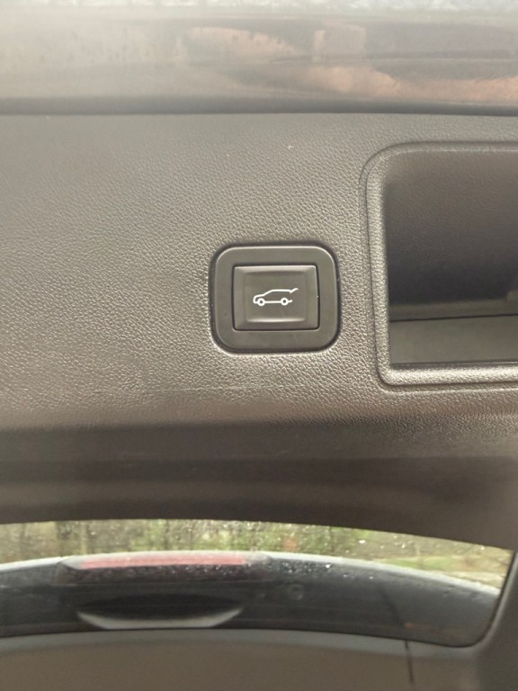 2020 GMC Terrain Image 18