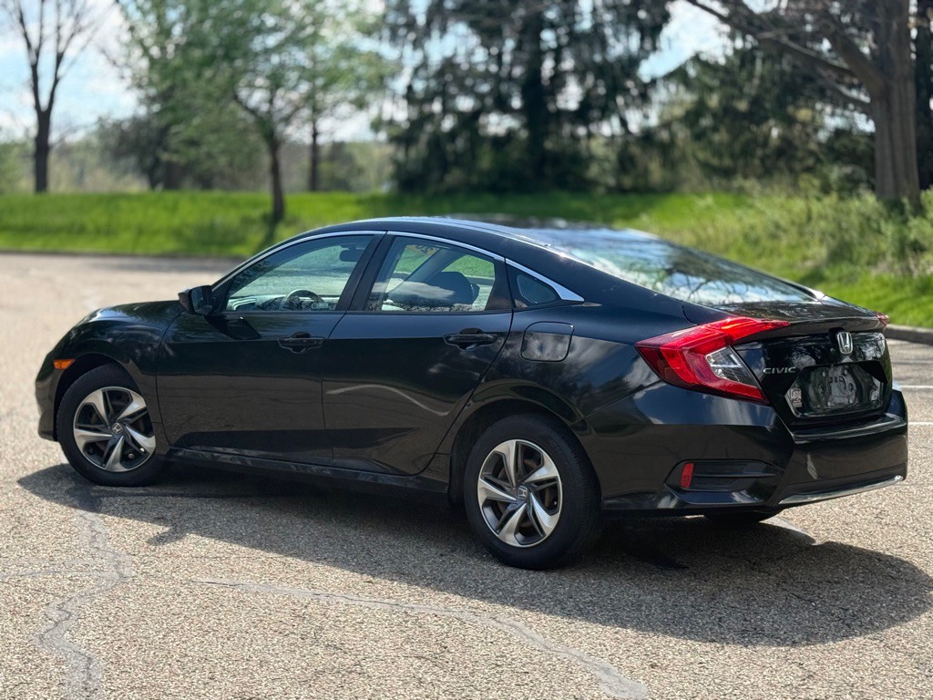 2019 Honda Civic Image 4