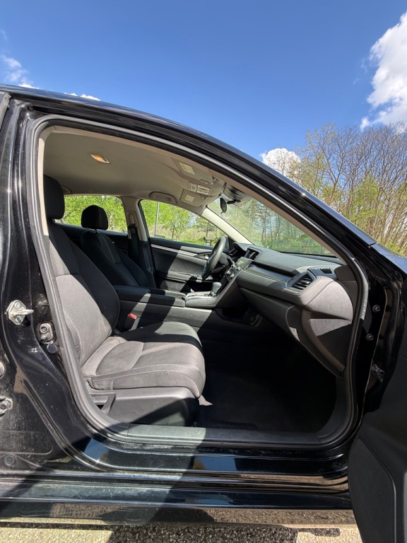 2019 Honda Civic Image 19
